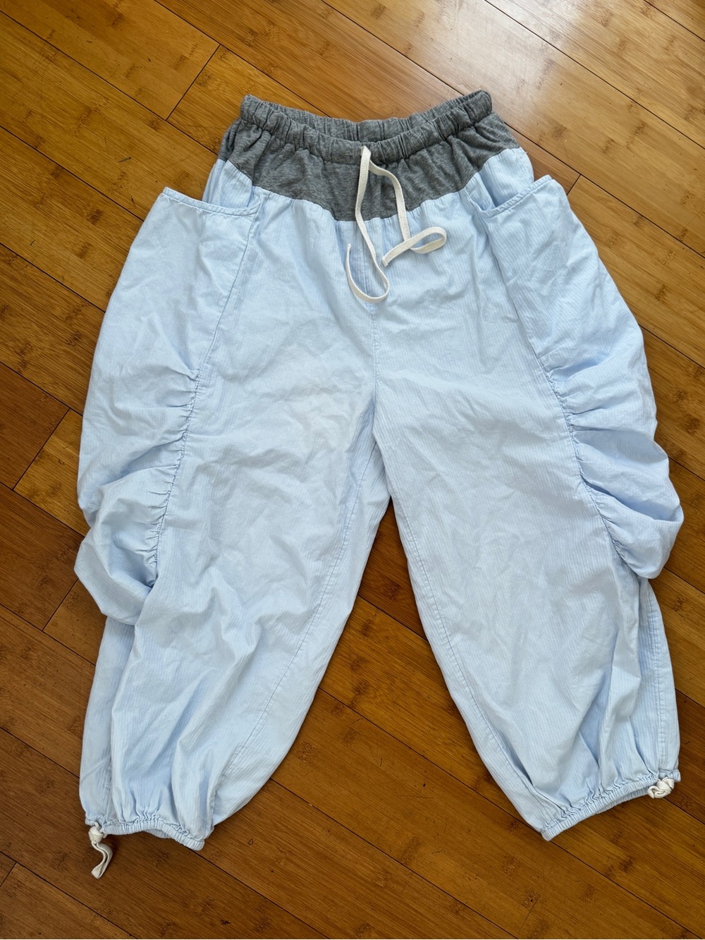 FREE PEOPLE Wide Leg Jogger Silhouette baby blue - Picture 3 of 5
